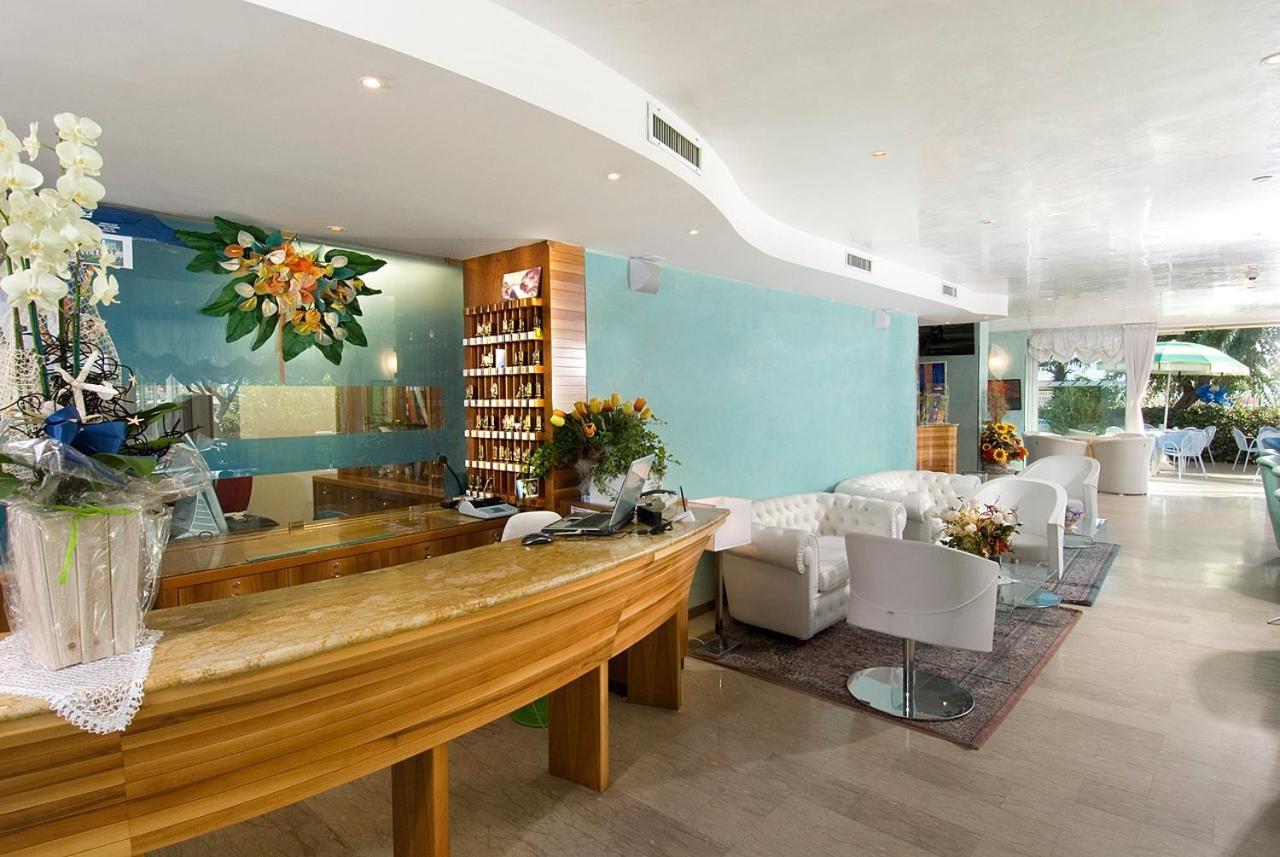 ריצ'יונה Hotel Margareth מראה חיצוני תמונה