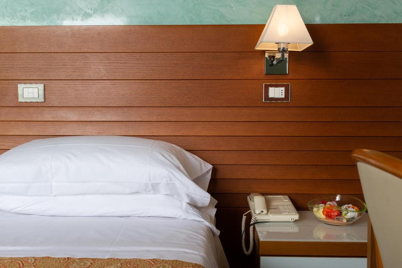 ריצ'יונה Hotel Margareth מראה חיצוני תמונה