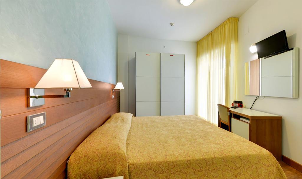 ריצ'יונה Hotel Margareth מראה חיצוני תמונה