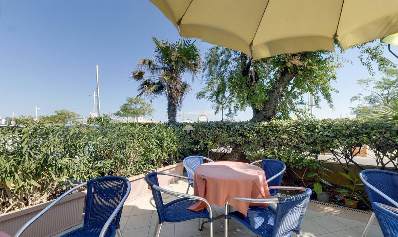 ריצ'יונה Hotel Margareth מראה חיצוני תמונה